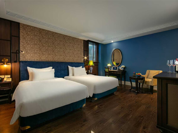 Kanagaratnam - Premium Twin Room